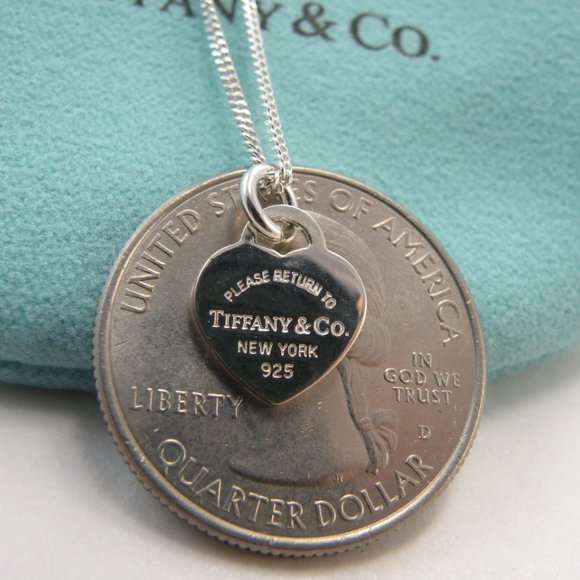 New Return to Tiffany & Co 925 Silver Mini Heart Tag Pendant 18" Chain Necklace - Picture 1 of 10